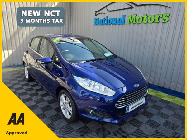Ford Fiesta Hatchback, Petrol, 2015, Blue