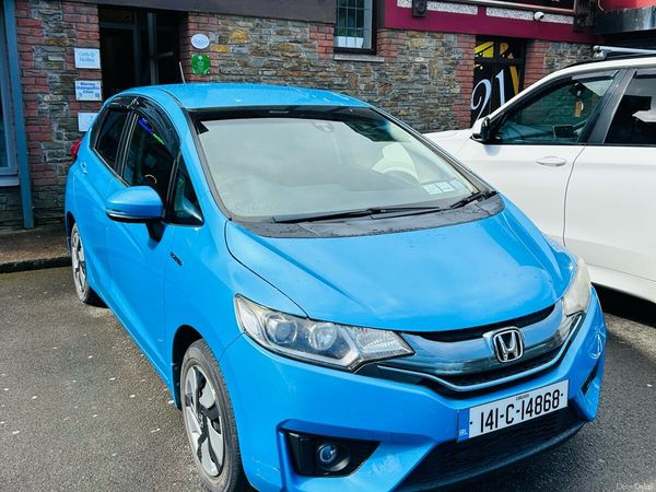 Honda Fit Hatchback, Petrol Hybrid, 2014, Blue