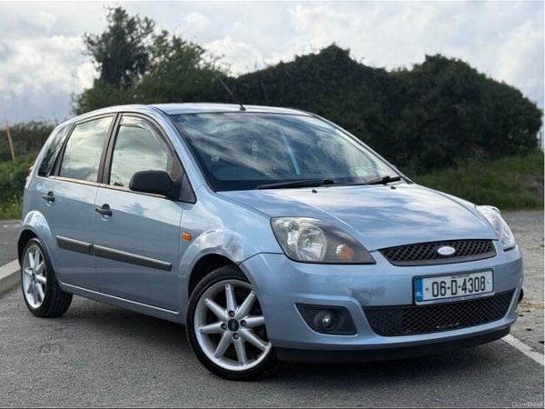 Ford Fiesta Hatchback, Petrol, 2006, Blue
