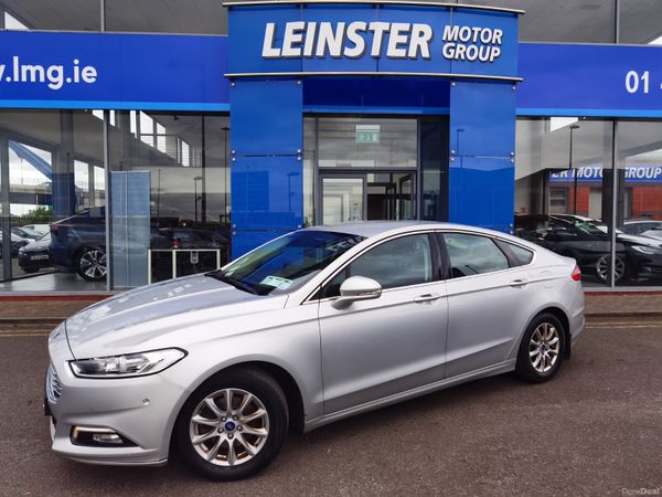 Ford Mondeo Hatchback, Diesel, 2017, Silver