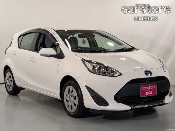 Toyota Aqua Hatchback, Petrol Hybrid, 2020, White