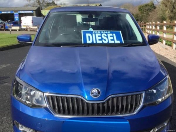 Skoda Fabia Hatchback, Diesel, 2015, Blue