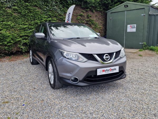 Nissan Qashqai Hatchback, Diesel, 2014, Grey