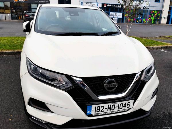 Nissan Qashqai Hatchback, Diesel, 2018, White