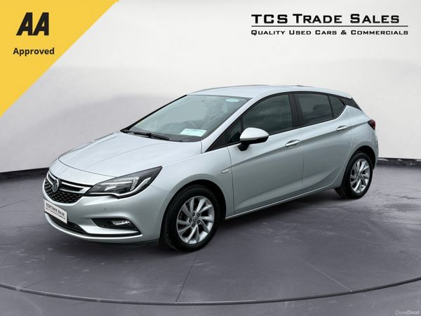 Vauxhall Astra Hatchback, Diesel, 2019, Grey