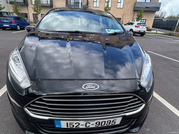 Ford Fiesta Hatchback, Petrol, 2015, Black