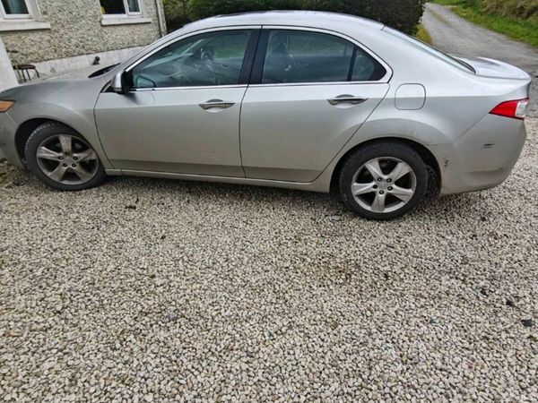 Honda Accord Saloon, Diesel, 2009, Silver