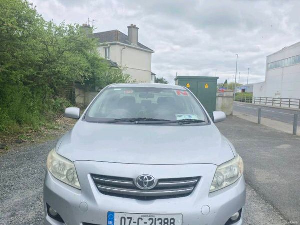 Toyota Corolla Saloon, Diesel, 2007, Silver