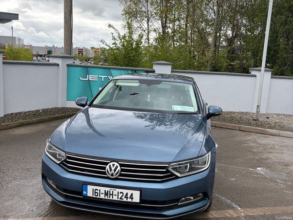 Volkswagen Passat Saloon, Diesel, 2016, Blue