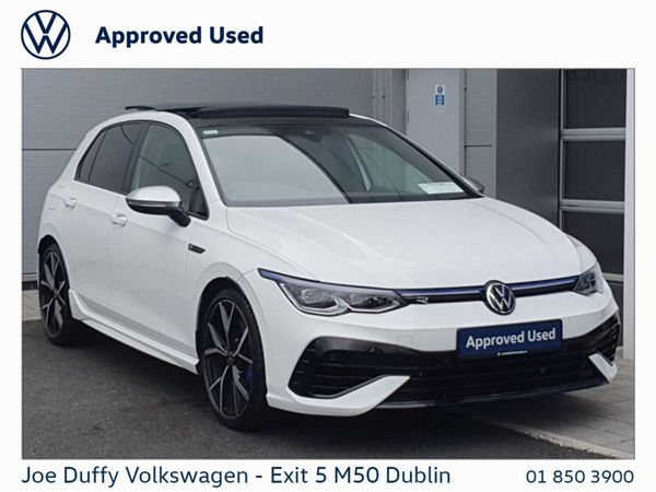 Volkswagen Golf Estate, Petrol, 2023, White