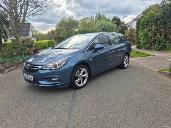 Vauxhall Astra Estate, Petrol, 2017, Blue