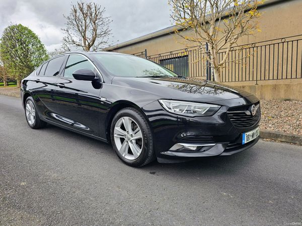 Vauxhall Insignia Hatchback, Diesel, 2018, Black