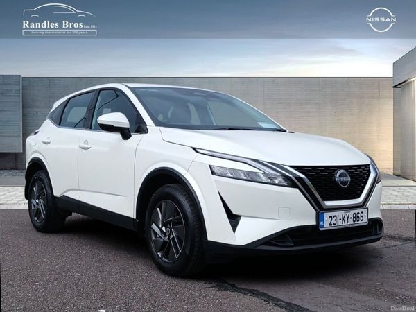 Nissan Qashqai MPV, Petrol, 2023, White