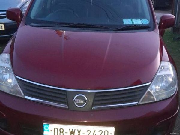 Nissan Tiida Saloon, Diesel, 2008, Red