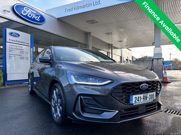 Ford Focus Hatchback, Petrol, 2024, Grey
