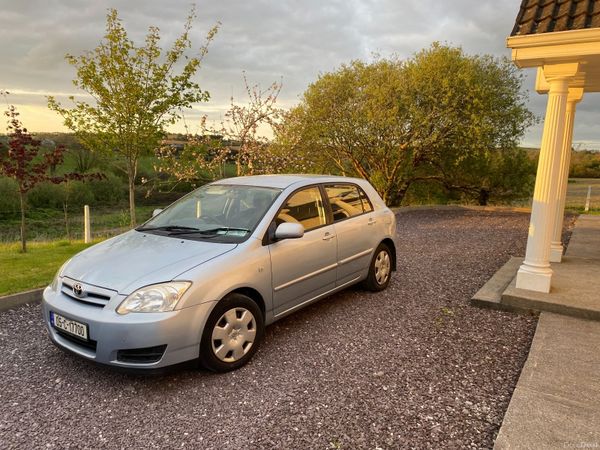 Toyota Corolla Hatchback, Petrol, 2005, Blue