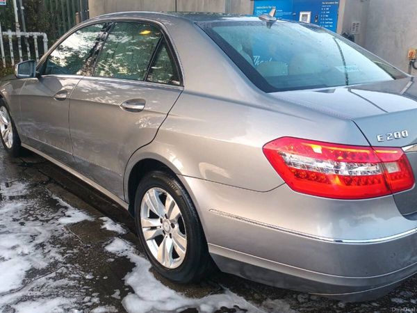 Mercedes-Benz E-Class Saloon, Diesel, 2012, Silver