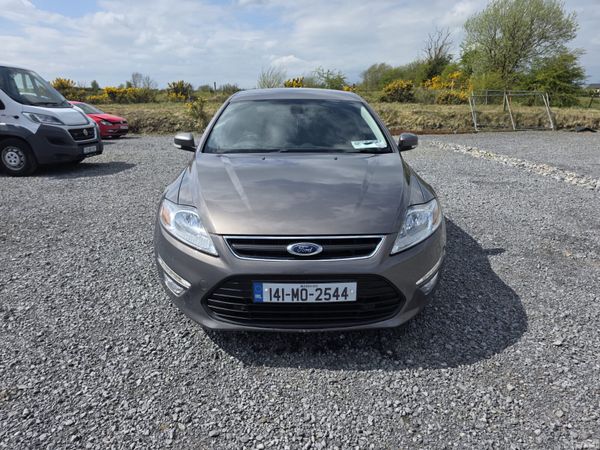 Ford Mondeo Hatchback, Diesel, 2014, Brown