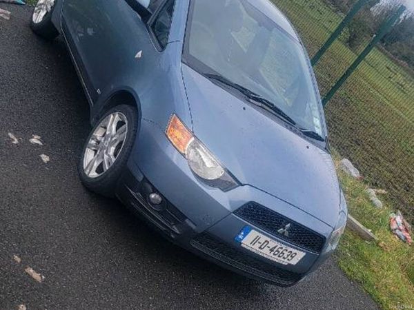 Mitsubishi Colt MPV, Petrol, 2011, Blue