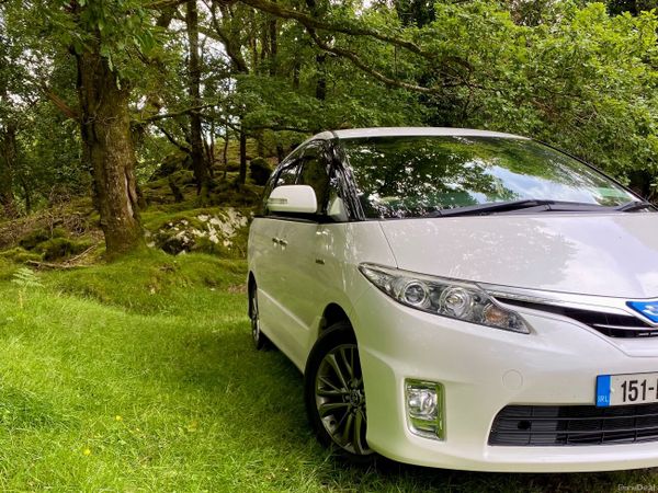 Toyota Estima MPV, Petrol Hybrid, 2015, White
