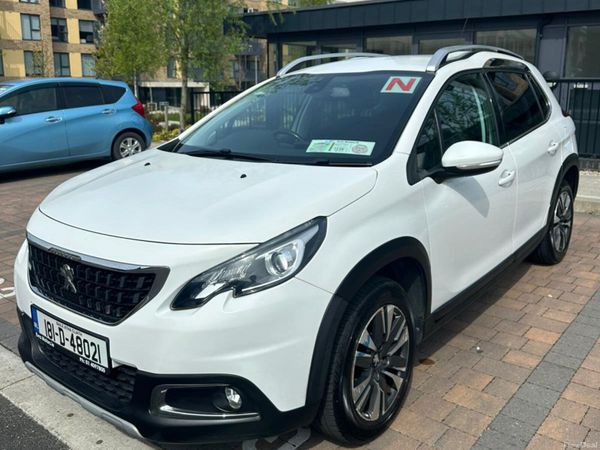 Peugeot 2008 Hatchback, Petrol, 2018, White