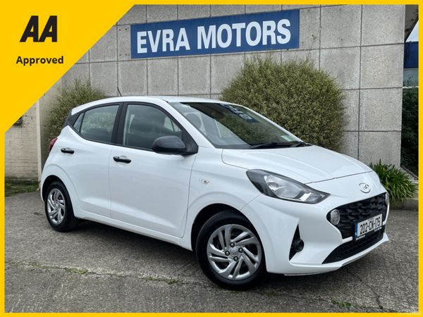 Hyundai i10 Hatchback, Petrol, 2020, White