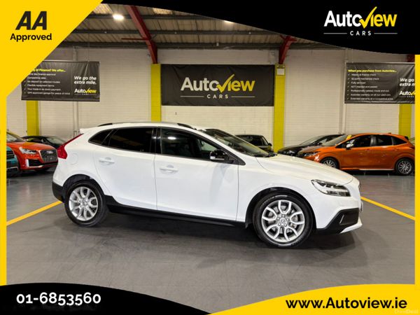 Volvo V40 Hatchback, Diesel, 2018, White