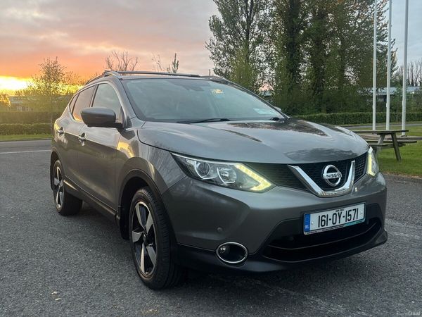 Nissan Qashqai Hatchback, Diesel, 2016, Grey