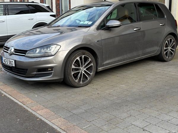 Volkswagen Golf Hatchback, Petrol, 2014, Grey
