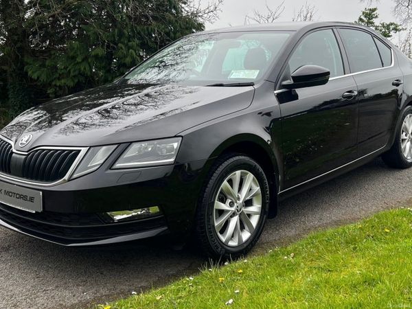 Skoda Octavia Saloon, Petrol, 2020, Black
