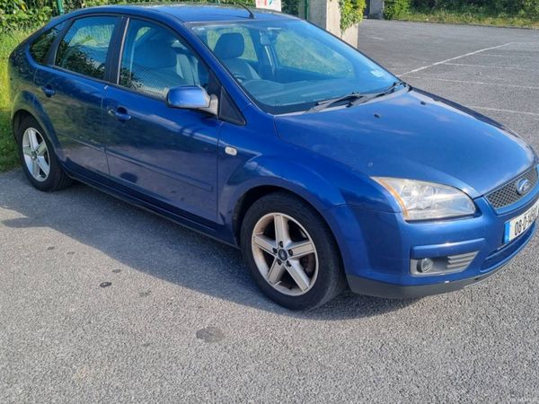 Ford Focus Hatchback, Petrol, 2008, Blue