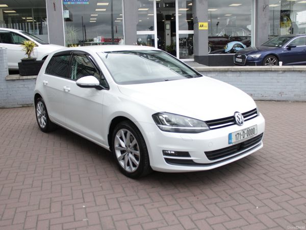 Volkswagen Golf Hatchback, Petrol, 2017, Silver