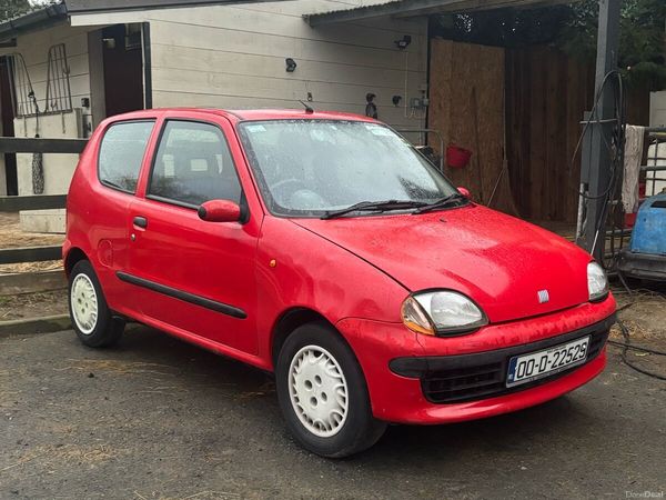 Fiat Seicento Hatchback, Petrol, 2000, Red