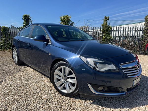 Opel Insignia Hatchback, Diesel, 2015, Blue