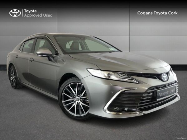 Toyota Camry Saloon, Petrol Hybrid, 2024, Grey