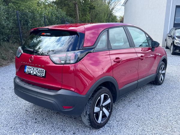 Opel Crossland SUV, Diesel, 2022, Red