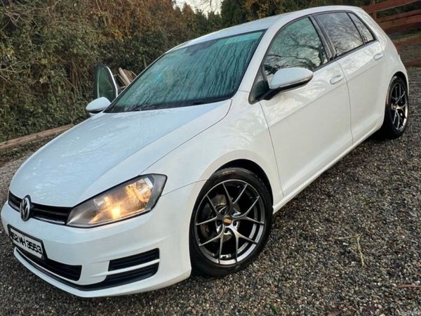 Volkswagen Golf Hatchback, Petrol, 2015, White
