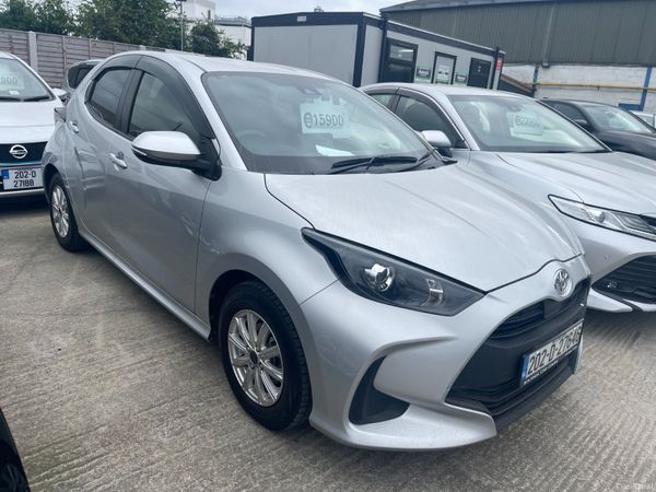 Toyota Yaris Hatchback, Petrol, 2020, Silver