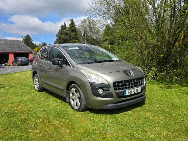 Peugeot 3008 MPV, Diesel, 2011, Grey