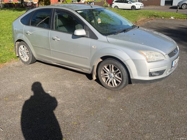 Ford Focus Hatchback, Petrol, 2008, Silver