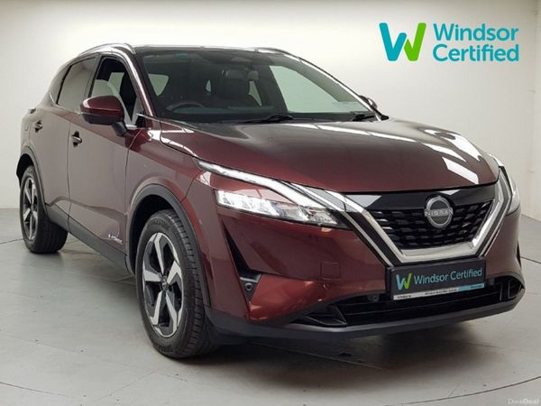 Nissan Qashqai MPV, Petrol, 2024, Red