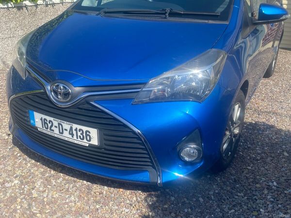Toyota Yaris Hatchback, Petrol, 2016, Blue