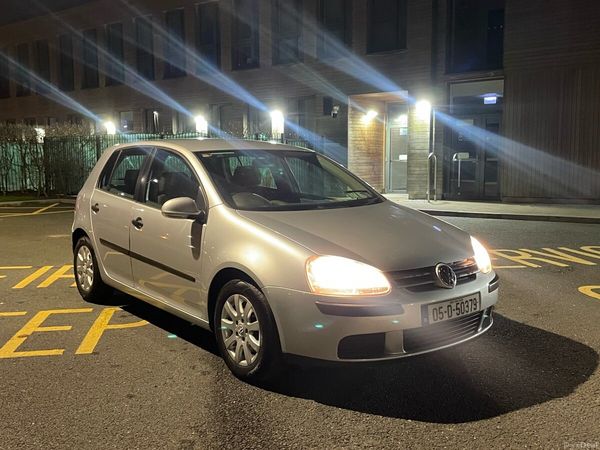Volkswagen Golf Hatchback, Petrol, 2005, Silver