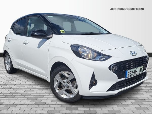 Hyundai i10 Hatchback, Petrol, 2022, White