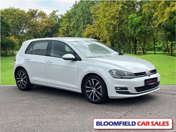 Volkswagen Golf Hatchback, Petrol, 2017, White