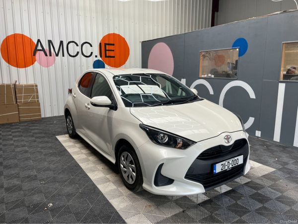 Toyota Yaris Hatchback, Petrol, 2021, White