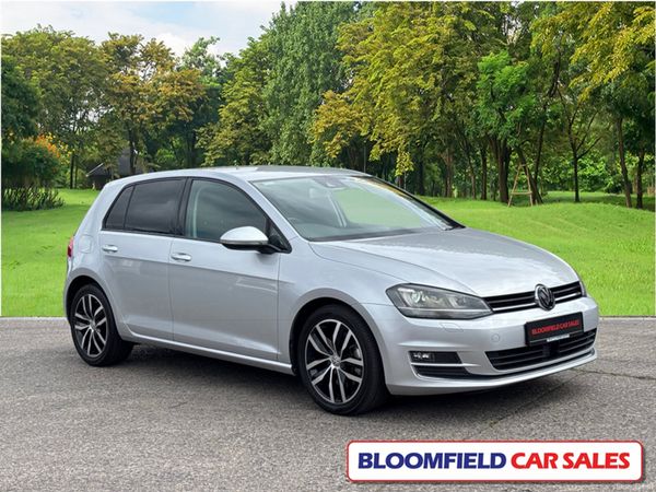 Volkswagen Golf Hatchback, Petrol, 2014, White