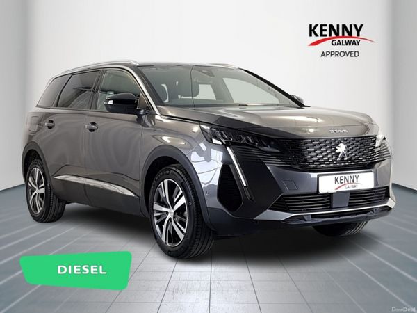 Peugeot 5008 MPV, Diesel, 2023, Grey