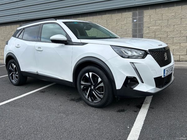 Peugeot 2008 MPV, Diesel, 2021, White