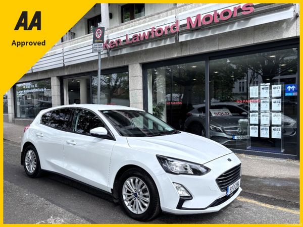 Ford Focus Hatchback, Petrol, 2019, White